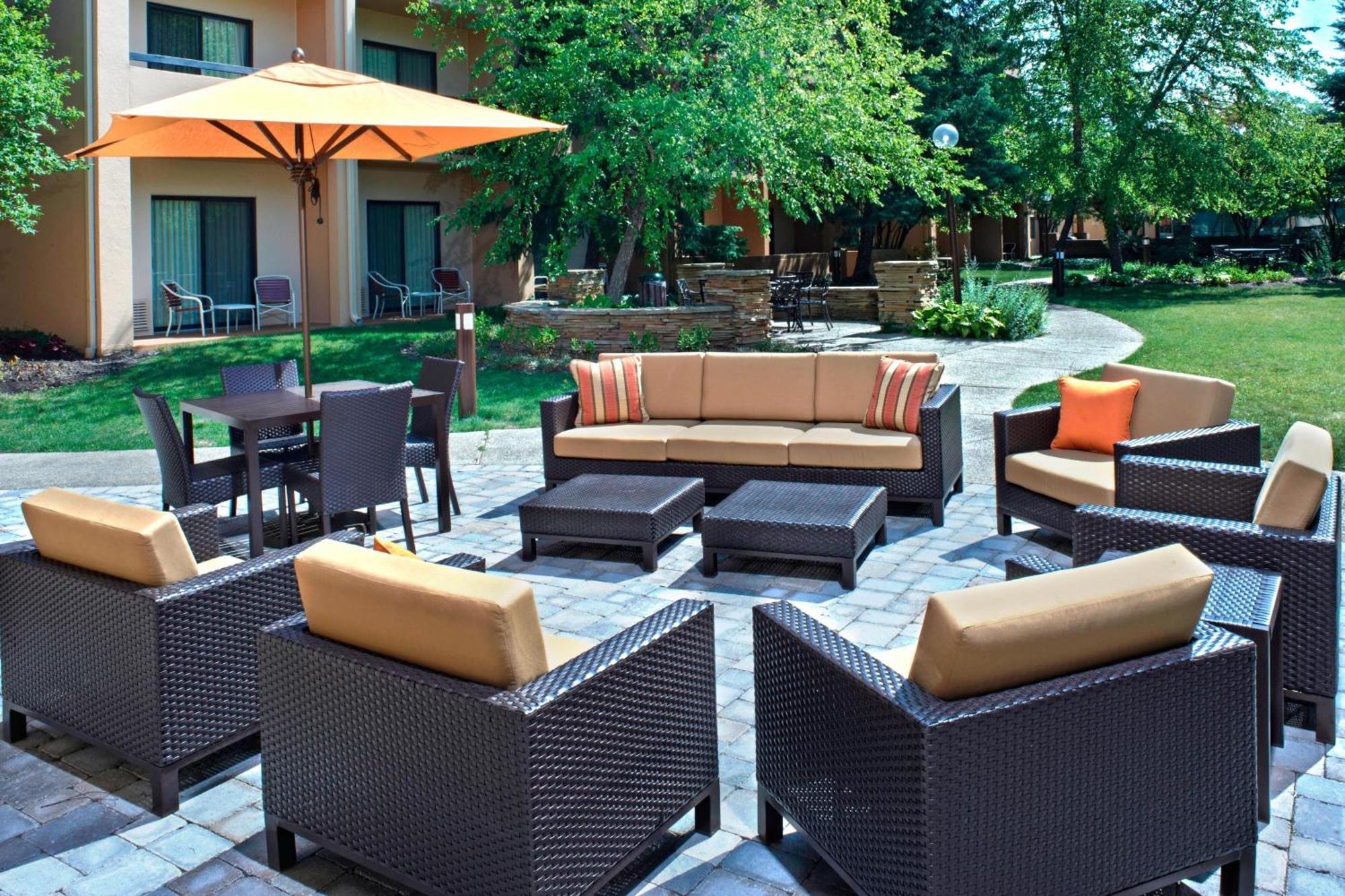 Courtyard Chicago Lincolnshire Hotel Buitenkant foto